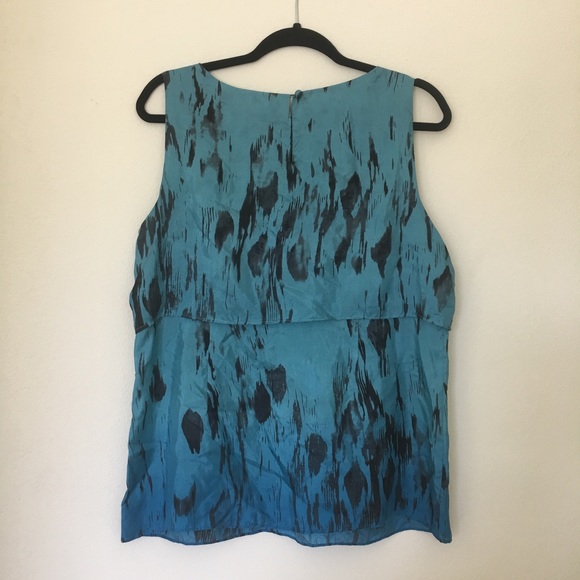 Cabi tie-dye Black and blue shirt - Picture 5 of 5